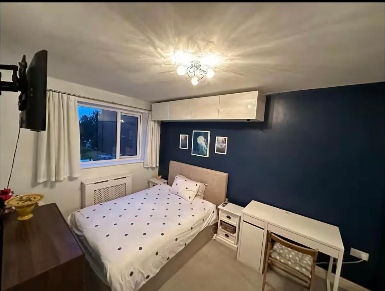 Room In 伦敦 外观 照片